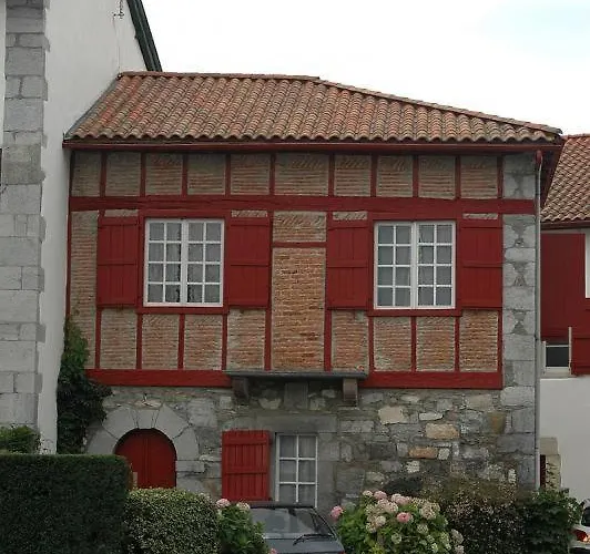 Prázdninový dům Mindeyan Larressore